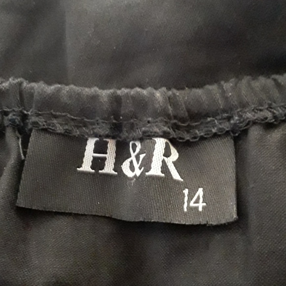 Hearts and Rose's gothic halter corset dress. - Picture 5 of 6